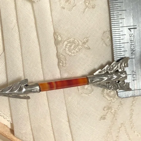 Antique Victorian Scottish Banded Agate Arrow Brooch Chased Sterling Silver 1880